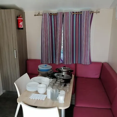 Mobil Home climatisé Camping Novella