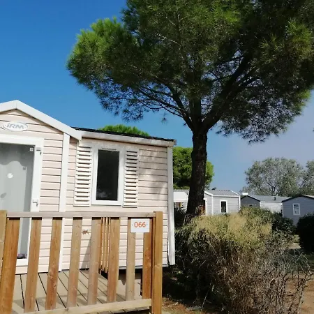 Mobil Climatise Novella Holiday home